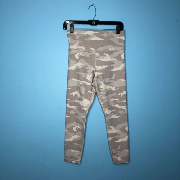 Athleta Elation 7/8 Tights Womens Small Gray Camo High Rise Activewear - Picture 1 of 7
